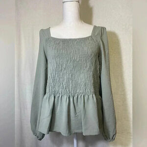 Misia long sleeve women’s light green‎ blouse size medium